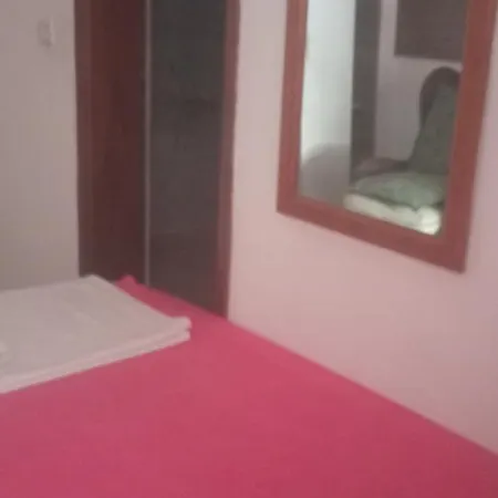 Quarto em Acomodações Particulares Caglayan